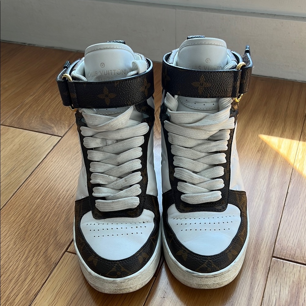 Louis Vuitton Black and White Sneakers High-Top Retro Design